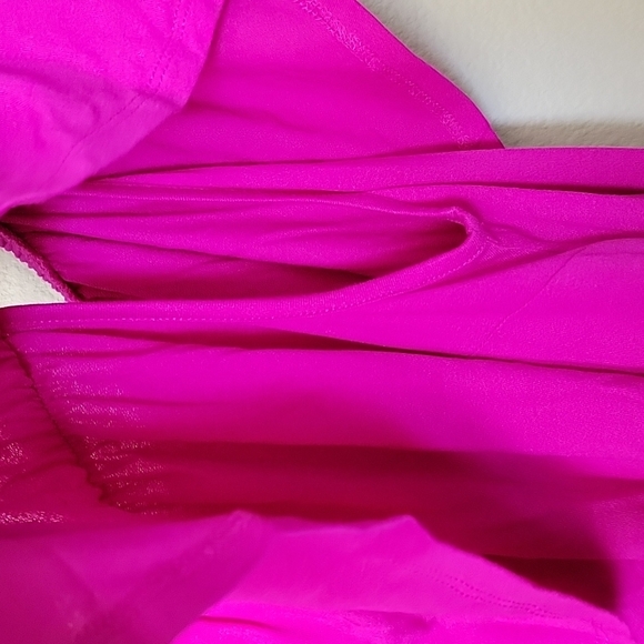 Lane Bryant NWT 4 ways to wear Flounce ruffle top 22/24 - Picture 3 of 7